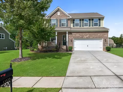 13535 Hyperion Hills Ln, Charlotte, NC 28278