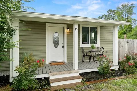 75 Darity Rd, Fletcher, NC 28732