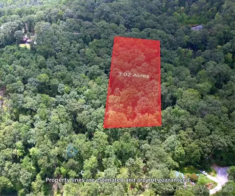 13 Old Mill Rd, Hendersonville, NC 28792