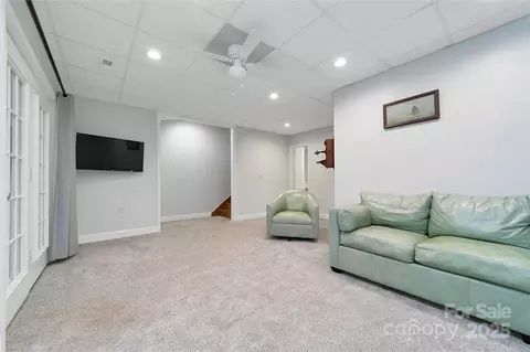 Living - 33 Red Fox Ln, Brevard, NC 28712 photo 12 of 12