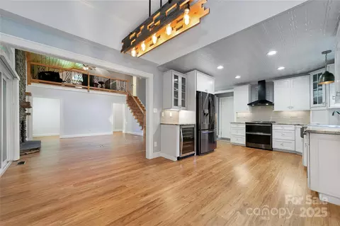 Other - 33 Red Fox Ln, Brevard, NC 28712 photo 1 of 10