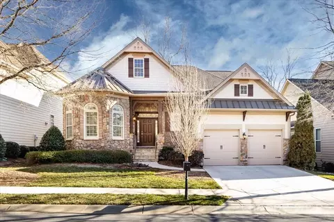 7415 Edenbridge Ln, Charlotte, NC 28226