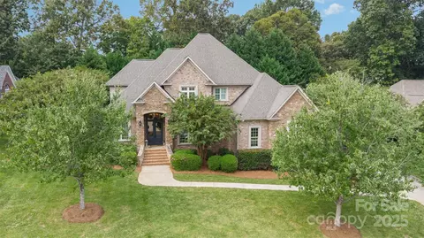 3425 Araglin Dr, Gastonia, NC 28056
