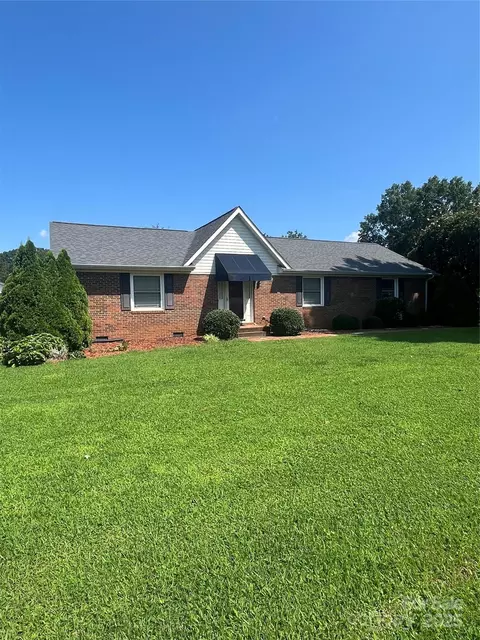 35209 Beth Rd, Albemarle, NC 28001