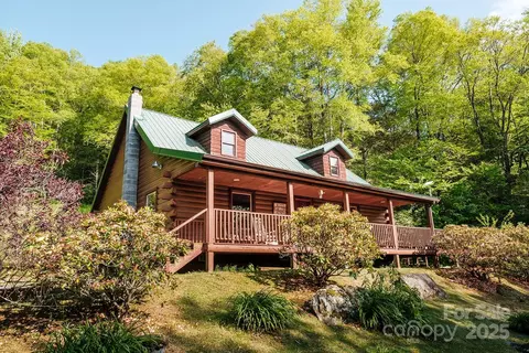 2266 Sugar Mountain Dr, Newland, NC 28657