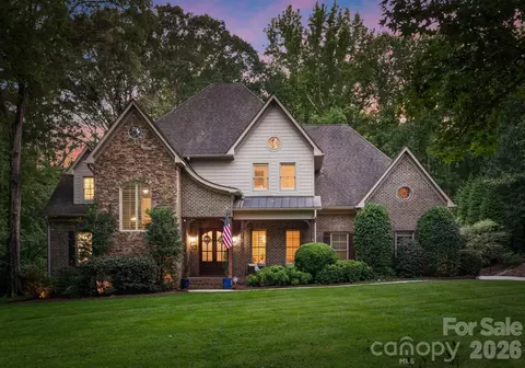 1056 James Madison Dr, Weddington, NC 28104
