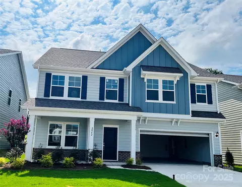 2042 Puddle Pond Rd, Indian Trail, NC 28079