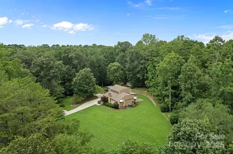 5425 Harvest Ln, Gastonia, NC 28056