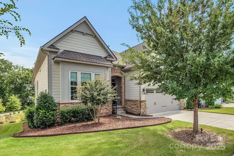 14008 Little Spring Ct, Charlotte, NC 28278