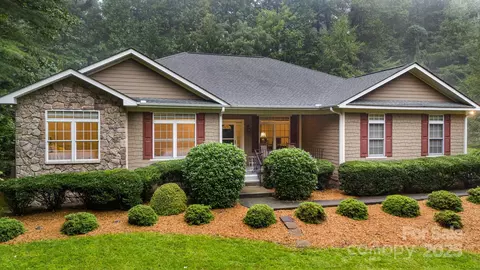 133 Timber Creek Rd, Hendersonville, NC 28739