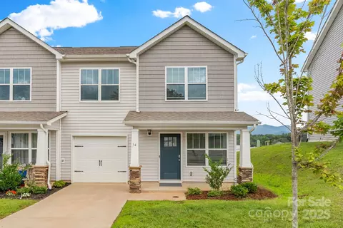 34 Benedict Ln, Weaverville, NC 28787