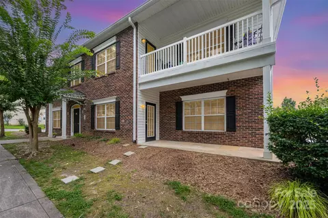 21252 Hickory St, Cornelius, NC 28031
