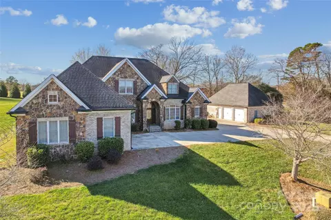 Exterior - 138 Pointer Se Ct SE, Concord, NC 28025 photo 2 of 5