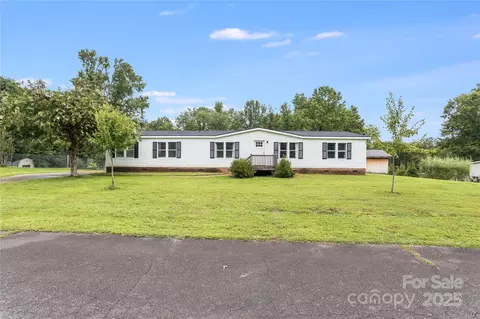 1609 Atkins Pl, Gastonia, NC 28056