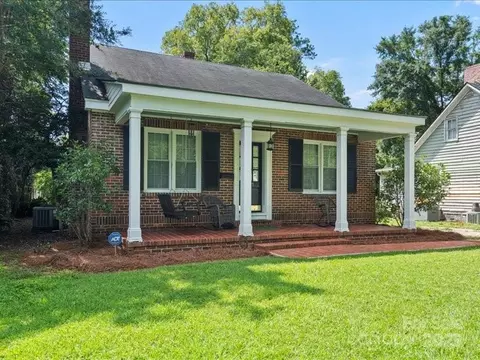405 Kershaw St, Cheraw, SC 29520
