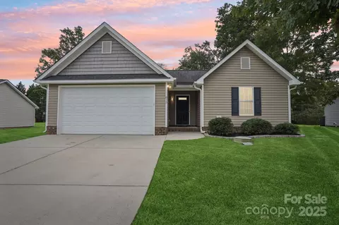 815 Faith St, Oakboro, NC 28129