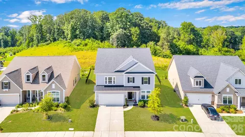 8095 Woodline Ln, Denver, NC 28037