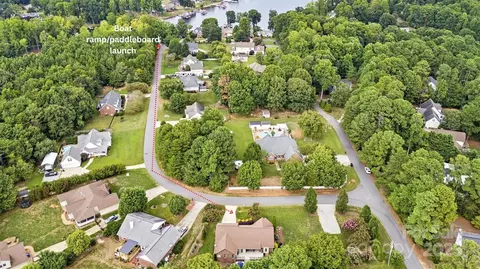 View/Area - 4853 Austin Shores Dr, Denver, NC 28037 photo 9 of 10