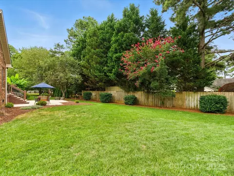 Exterior - 4853 Austin Shores Dr, Denver, NC 28037 photo 6 of 11