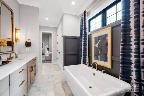 Bath - 14116 Ryker Way, Davidson, NC 28036 photo 2 of 5