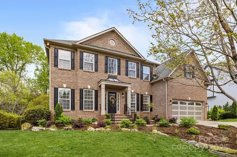 1809 Robbins Meadows Dr, Waxhaw, NC 28173