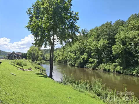 8 Bayside Drive #8, Sylva, NC 28779 photo 2