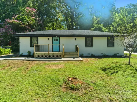 709 Claremont Rd, Charlotte, NC 28214