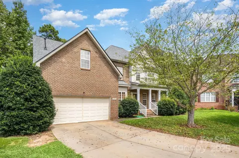 11004 Dipali Ct, Charlotte, NC 28214
