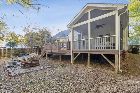 Exterior - 1604 Winthrop Ln, Monroe, NC 28110 photo 6 of 6