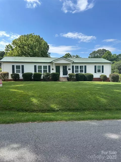 511 6th Sw St SW, Conover, NC 28613