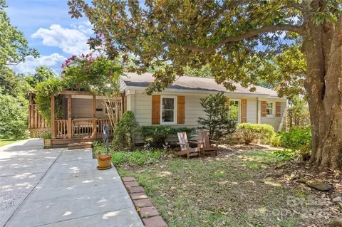 135 Wyanoke Ave, Charlotte, NC 28205