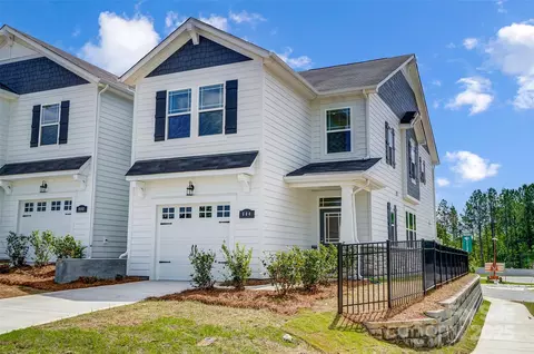 628 Cassidy Ct, Clover, SC 29710