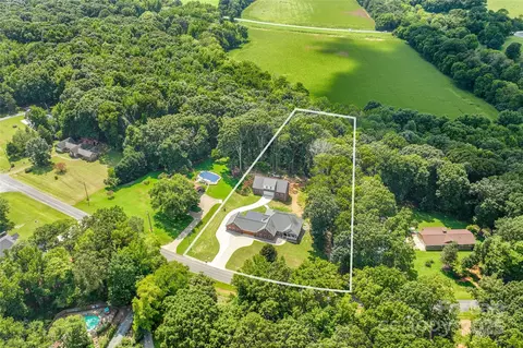 3009 Brooks Mill Ln, Wingate, NC 28174
