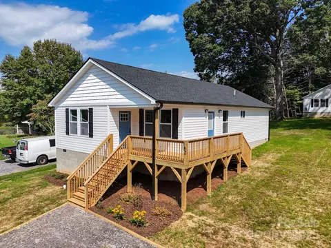 182 Porter Rd, Asheville, NC 28803