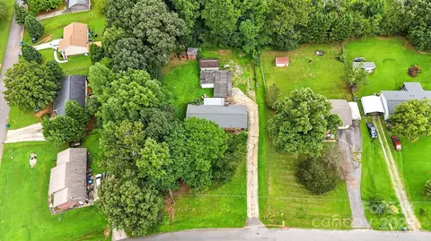 3395 Danial St, Conover, NC 28613 photo 31