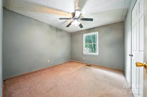 3395 Danial St, Conover, NC 28613 photo 19