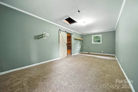 3395 Danial St, Conover, NC 28613 photo 12