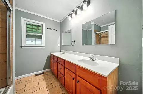 3395 Danial St, Conover, NC 28613 photo 20