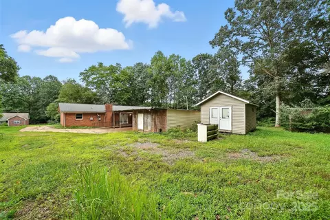 3395 Danial St, Conover, NC 28613 photo 24