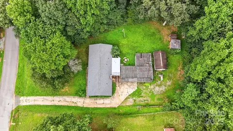 3395 Danial St, Conover, NC 28613 photo 32