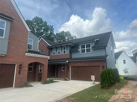 616 Mercury Dr, Tega Cay, SC 29708