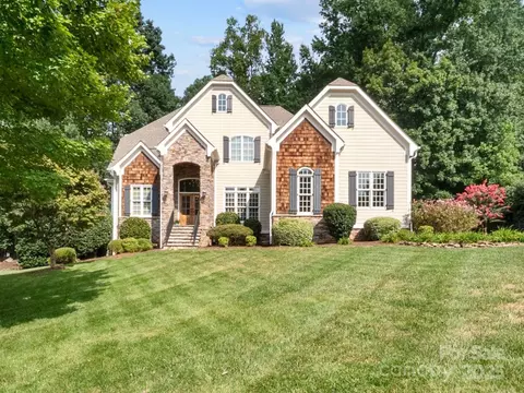 7781 Rock Meadows Trail Ct, Denver, NC 28037