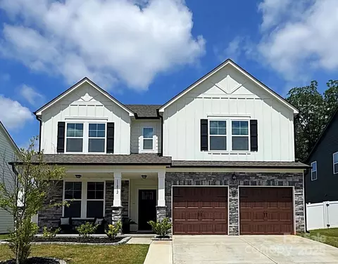 11012 N Commons Dr, Charlotte, NC 28213