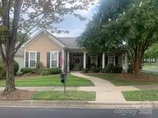 13206 Old Compton Ct, Pineville, NC 28134
