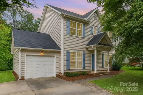 210 Devon Forest Dr, Mooresville, NC 28115