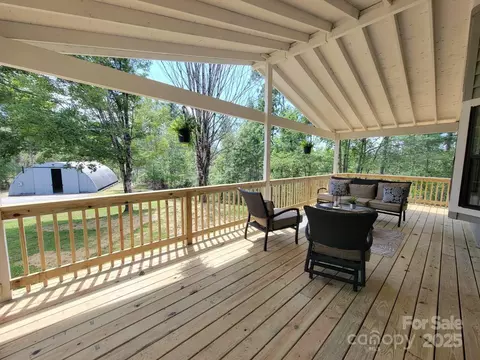 Exterior - 600 Pine Run Ridge Rd, Spruce Pine, NC 28777 photo 12 of 12