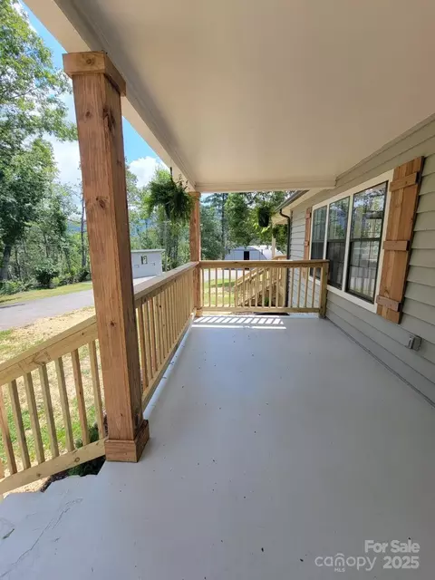 Exterior - 600 Pine Run Ridge Rd, Spruce Pine, NC 28777 photo 9 of 12