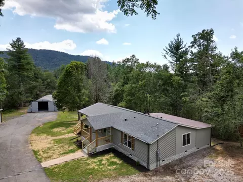 Exterior - 600 Pine Run Ridge Rd, Spruce Pine, NC 28777 photo 4 of 12
