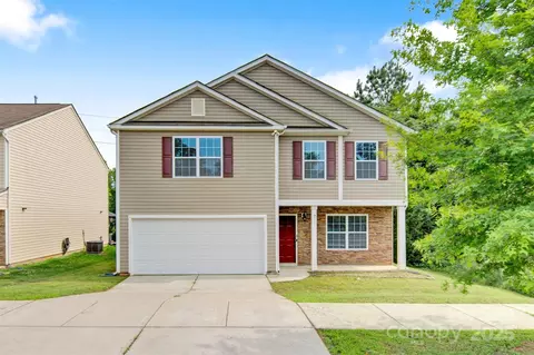 5311 Oakdale Ridge Ct, Charlotte, NC 28216