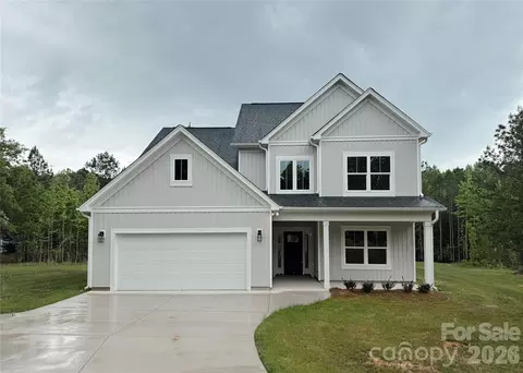 3065 Meadowcrest Dr, Clover, SC 29710